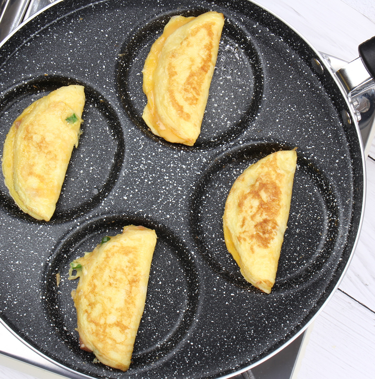 Poêle à crêpes, ustensiles de cuisine, 4 tasses, poêle à œufs adaptée à la cuisinière à gaz, cuisinière à Induction