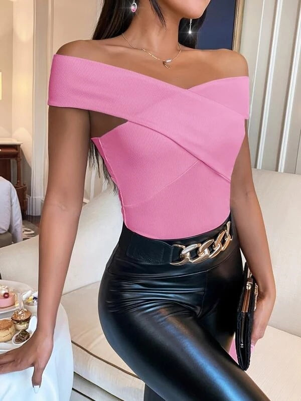 Women Top - Fashion Backless Knitted T-shirt pink